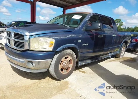 2008 Dodge Ram 1500 Sxt/Slt z USA, uszkodzony, nr VIN 3D7KR19D58G114597